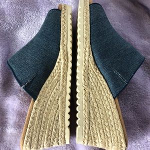 Denim Skechers woven memory foam wedges
